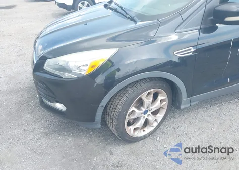 2013 Ford Escape Titanium из США, поврежденный, VIN 1FMCU9J97DUC91545